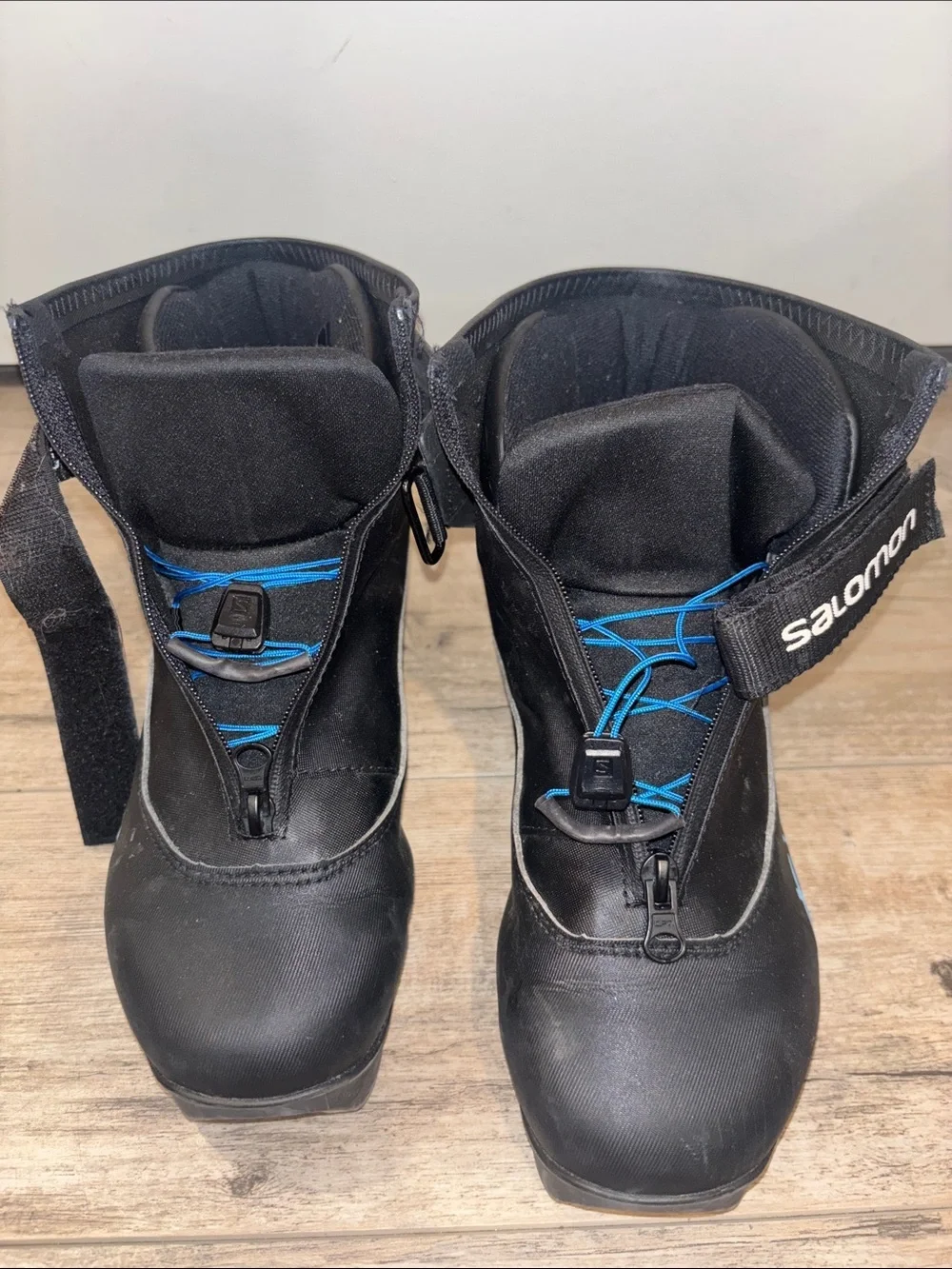 Salomon Kids Black Waterproof Ski Boots with Logo Strap